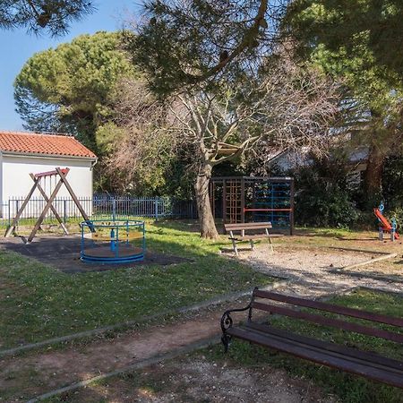 Apartment Complex Orzan Lovrecica エクステリア 写真