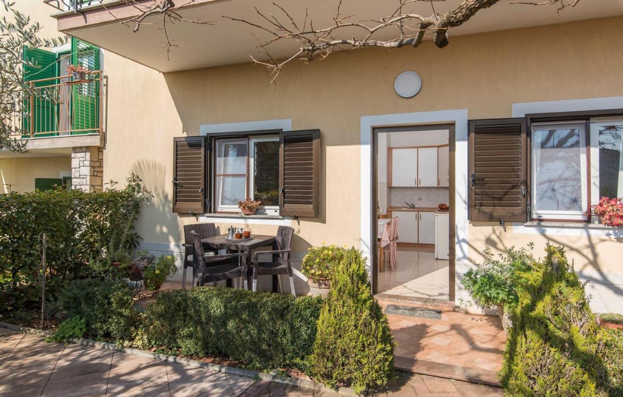 Apartment Complex Orzan Lovrecica エクステリア 写真