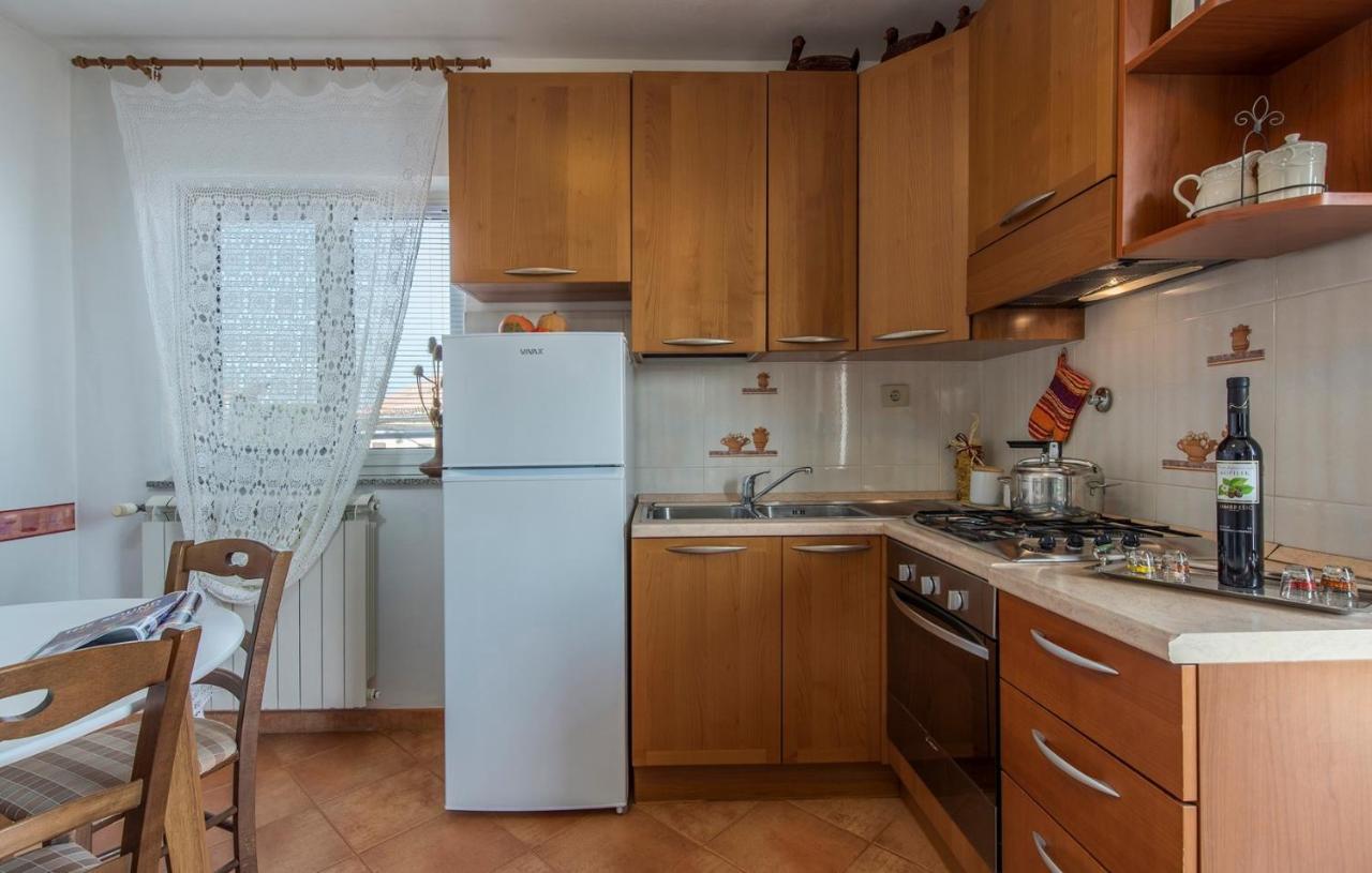 Apartment Complex Orzan Lovrecica エクステリア 写真